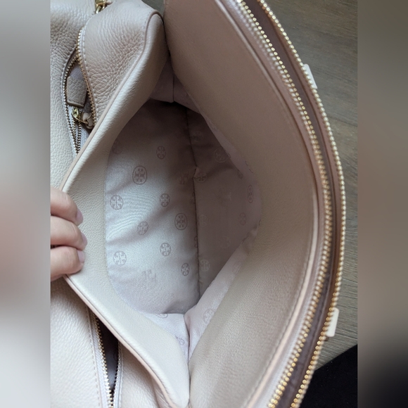 Tory Burch Light Pink Bag - Picture 9 of 13